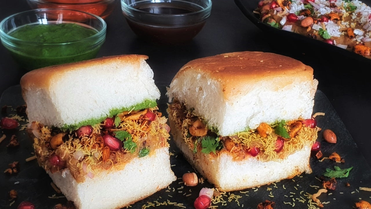 Crispy Dabeli in OTG – Better Than the Street Version!