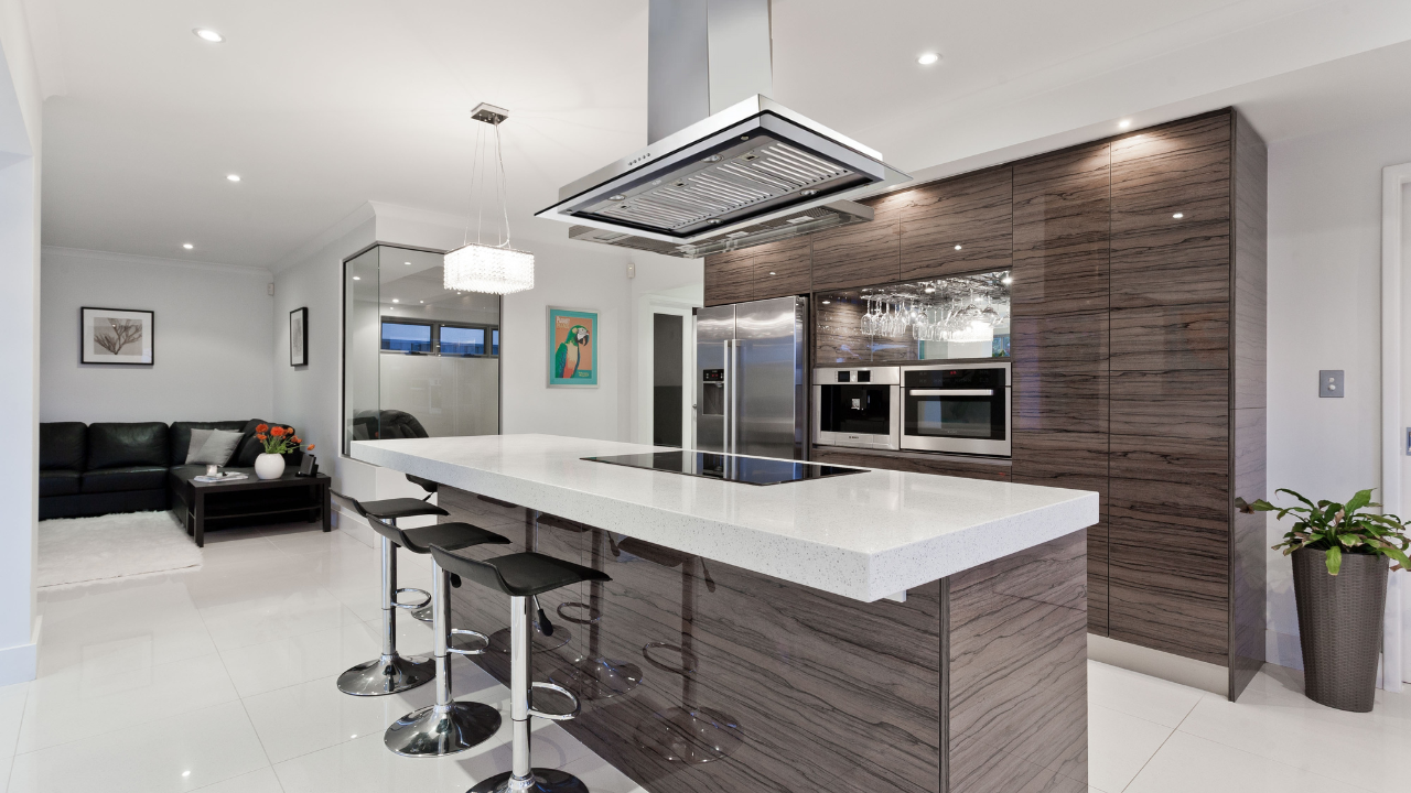 Glass vs. Stainless Steel Designer Chimneys: Pros and Cons